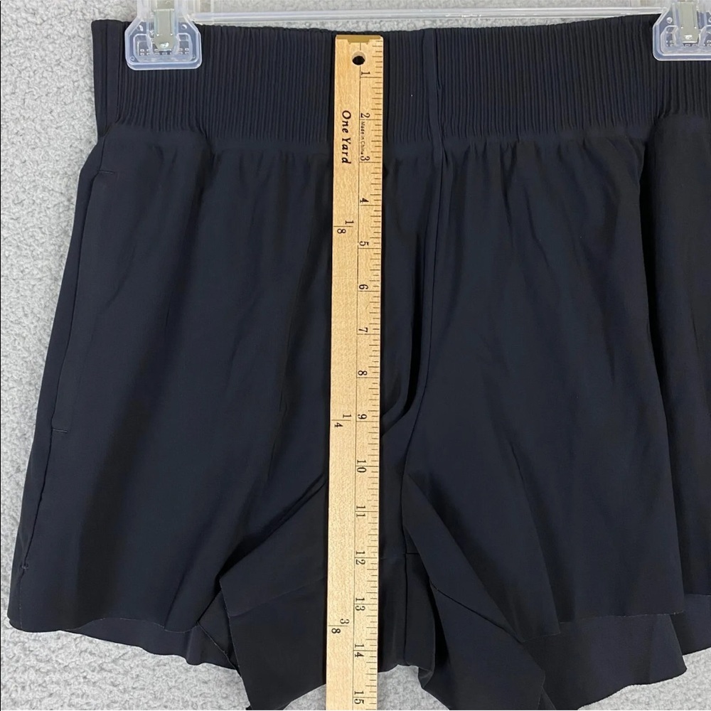 COPY - Athleta Cosmic Flutter High Rise Short Shorts Pockets Zip Women Medium B… - Picture 10 of 10